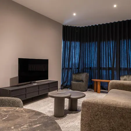 The Edgewater - Cityscape *